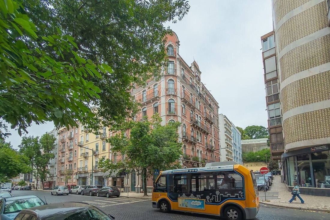 Apartment in Avenidas Novas, Lisbon, Portugal 5 - 18531048