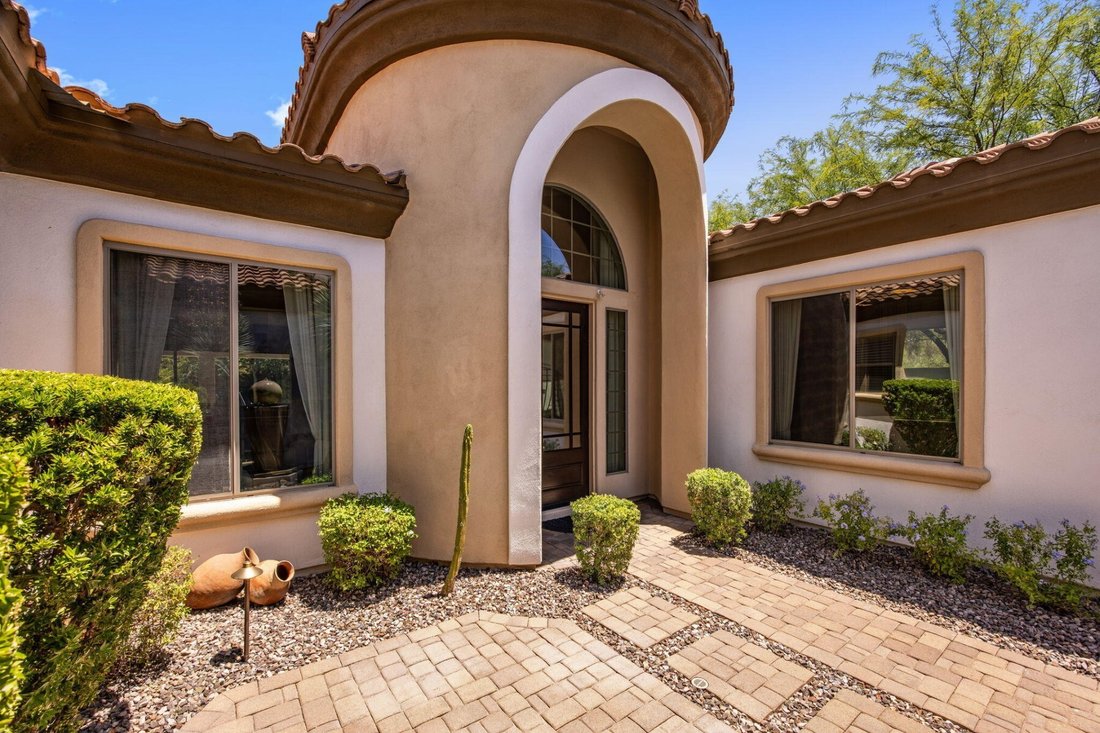 Carefree, Arizona, United States 5 - 18531110
