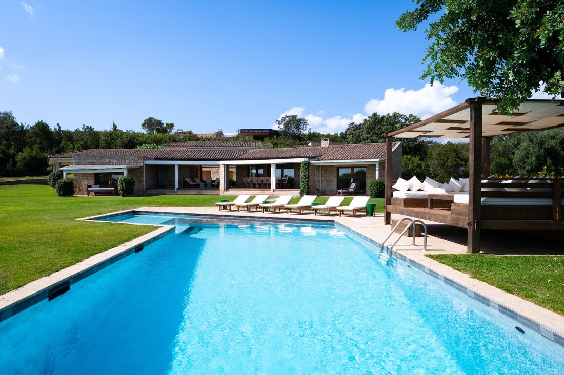 Villa in San Teodoro, Sardinia, Italy 1 - 18531136