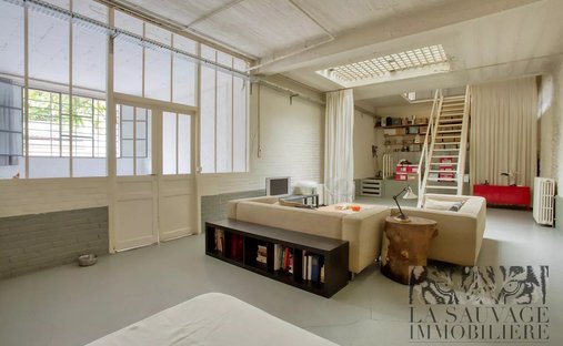 Apartment in Centre, Le Pre-Saint-Gervais, France 1