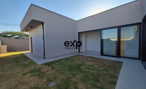 House in Vinhedo, State of São Paulo, Brazil 1