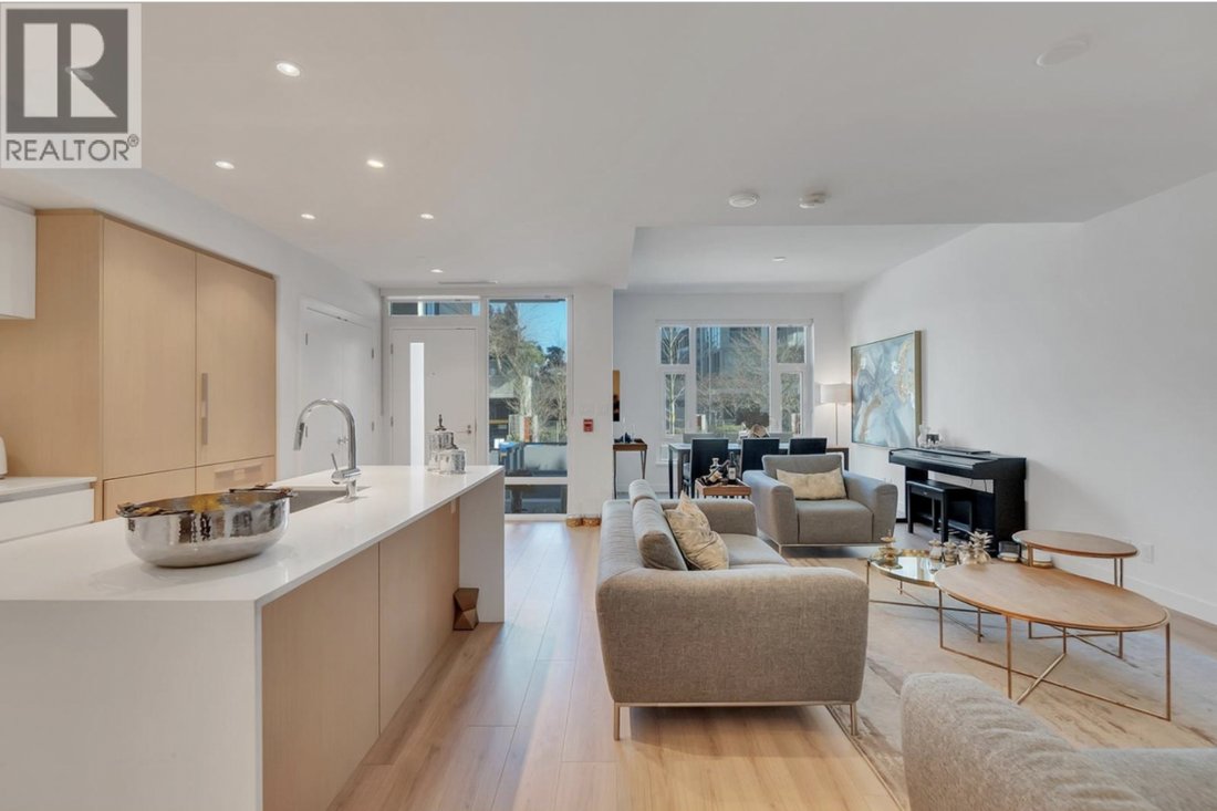 House in North Vancouver, British Columbia, Canada 3 - 18531071