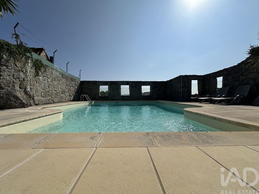 Townhouse in Ventosa e Cova, Braga, Portugal 1 - 18454897