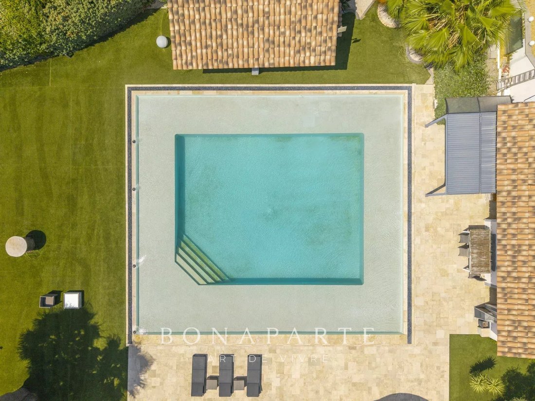House in La Bouverie, Roquebrune-sur-Argens, France 5 - 18531189