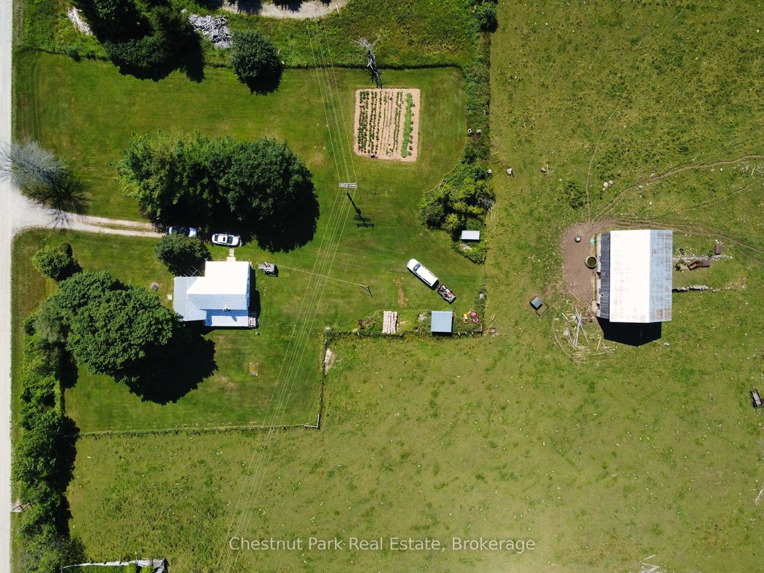 Farm Ranch in South Bruce Peninsula, Ontario, Canada 4 - 18531173