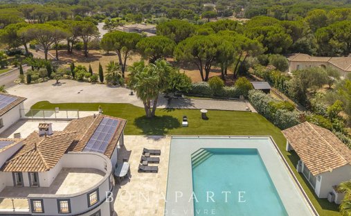 Casa a La Bouverie, Roquebrune-sur-Argens, Francia 1