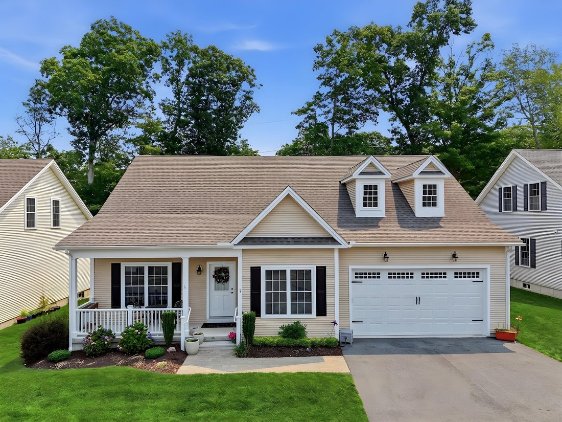 Condo in Essex, Connecticut, United States 1 - 18531467