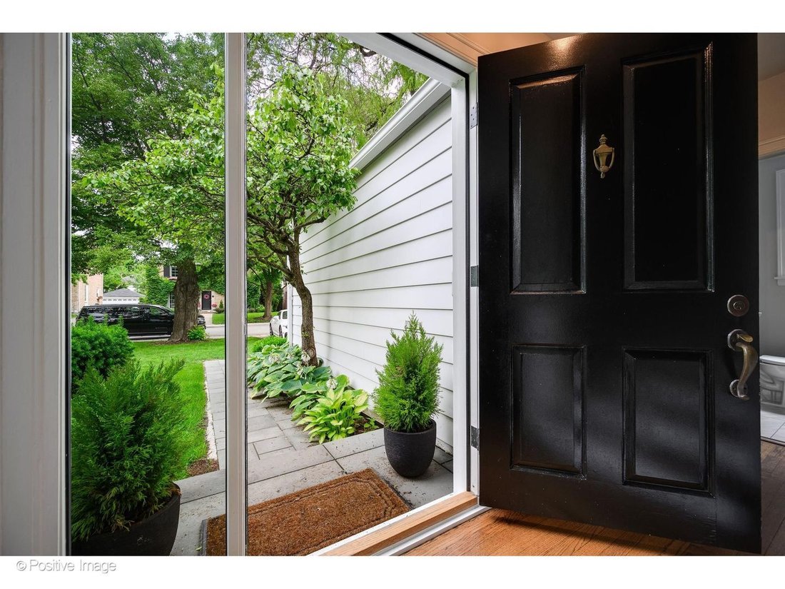 House in Wilmette, Illinois, United States 2 - 18531243
