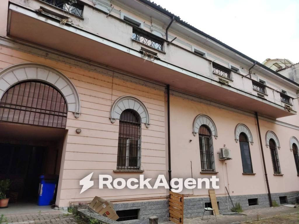 Cassolnovo, Lombardy, Italy 2 - 18531300