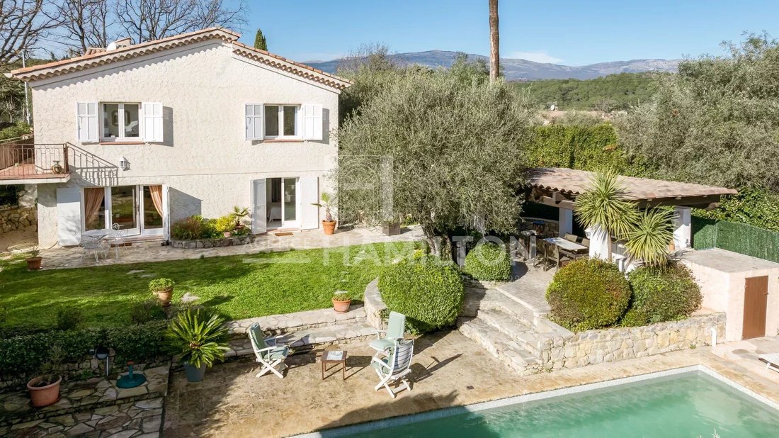 Villa in Opio, Provence-Alpes-Côte d'Azur, France 1 - 18531613