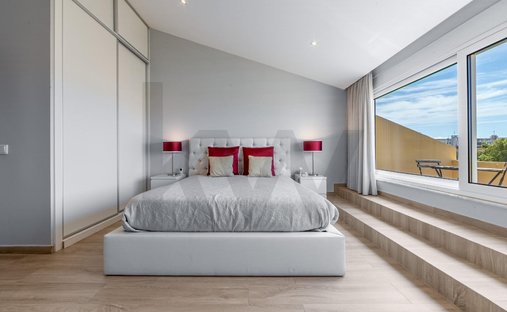 Apartment in Alges, Linda-a-Velha e Cruz Quebrada-Dafundo, Lisbon, Portugal 1
