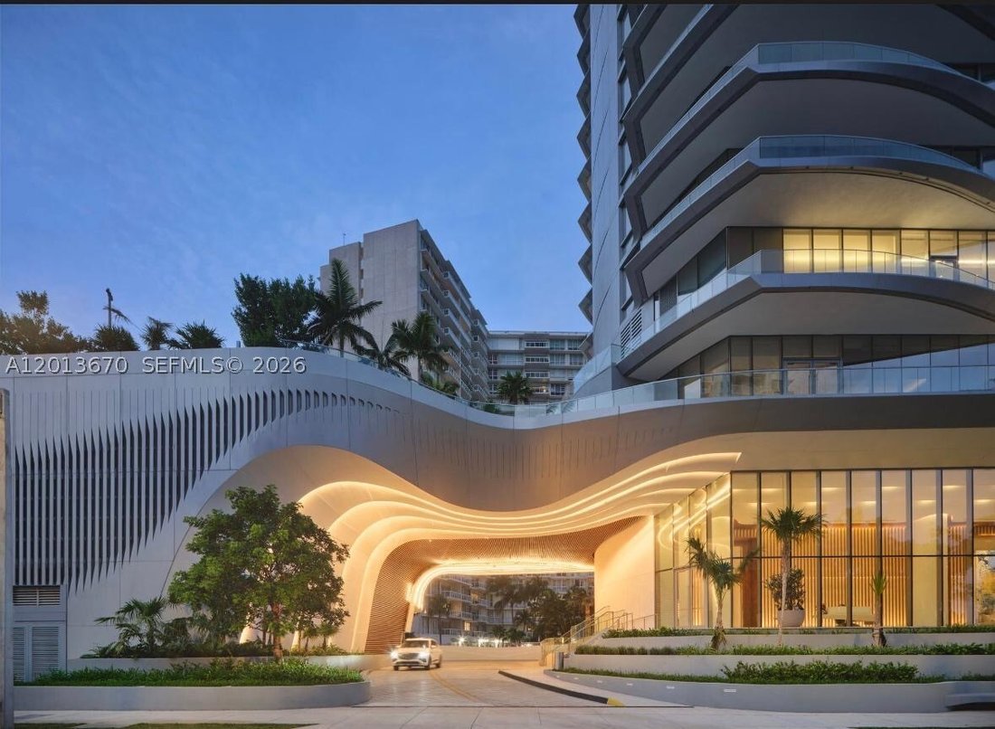 Condo in Miami, Florida, United States 1 - 17859426