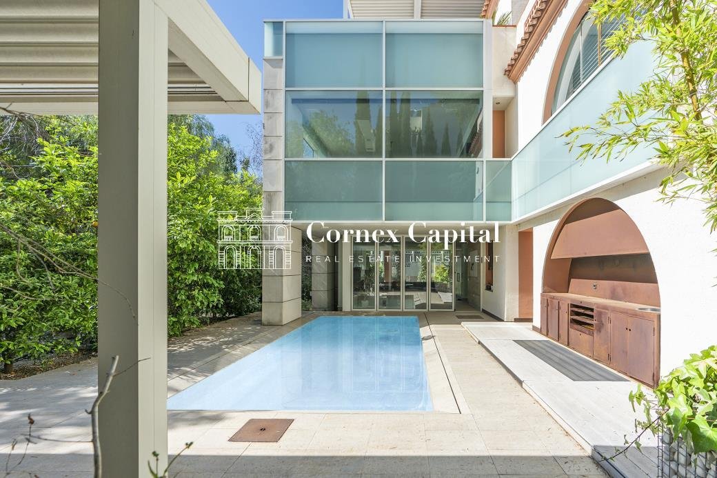 Villa in Les Corts, Barcelona, Spain 5 - 18531347