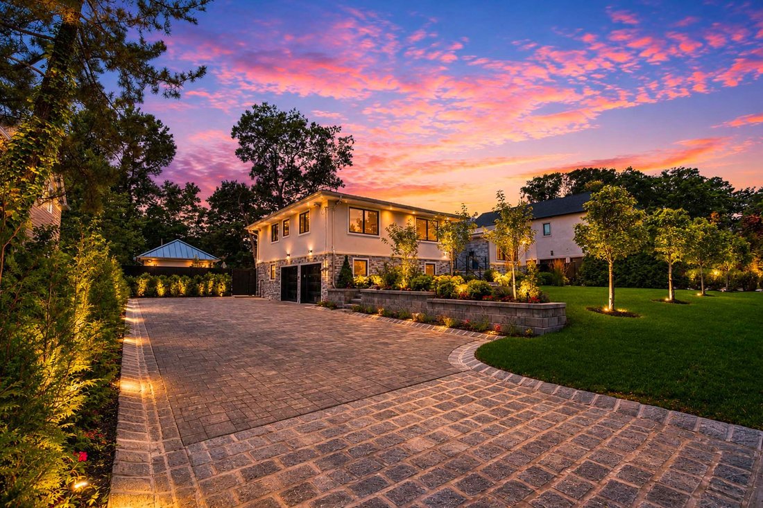 Englewood Cliffs, New Jersey, United States 5 - 18531491