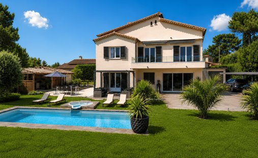 House in Mougins, Provence-Alpes-Côte d'Azur, France 1