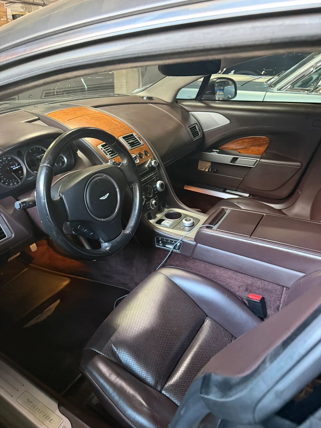 Sedan in Los Angeles, CA, United States 5 - 18531512