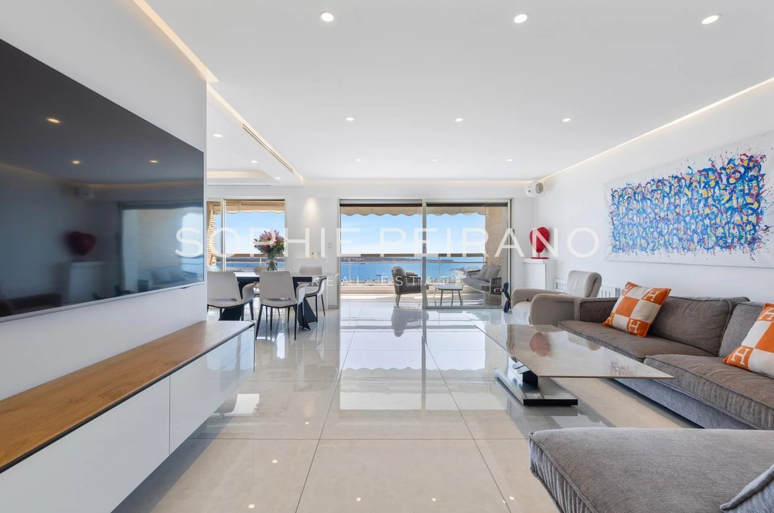 Apartment in La Californie, Cannes, France 4 - 18531373