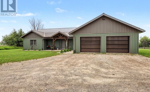 House in Kincardine, Ontario, Canada 1