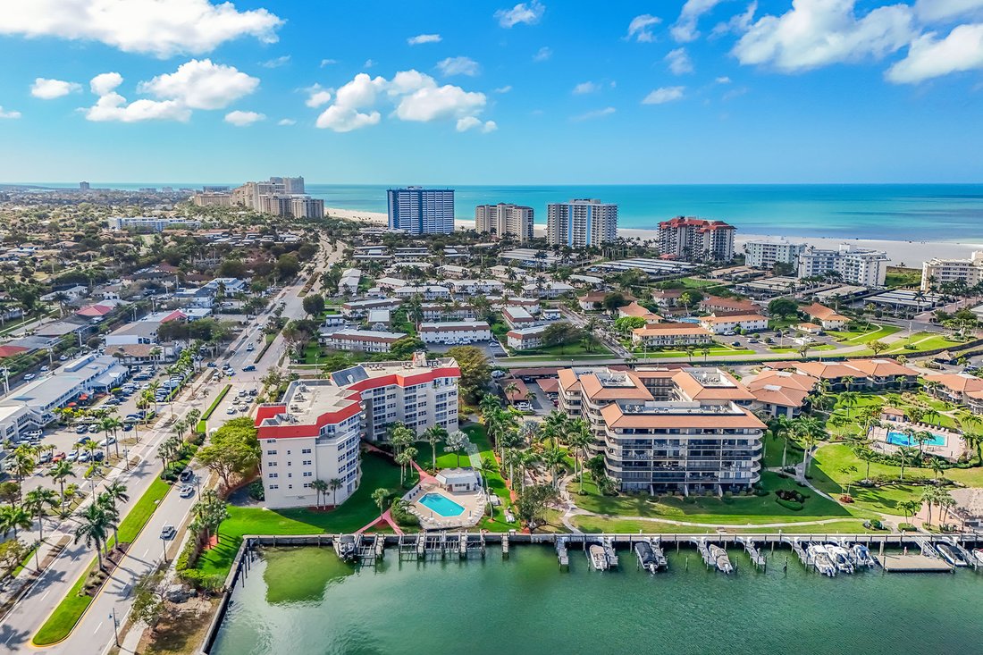 Condo in Marco Island, Florida, United States 1 - 18531494