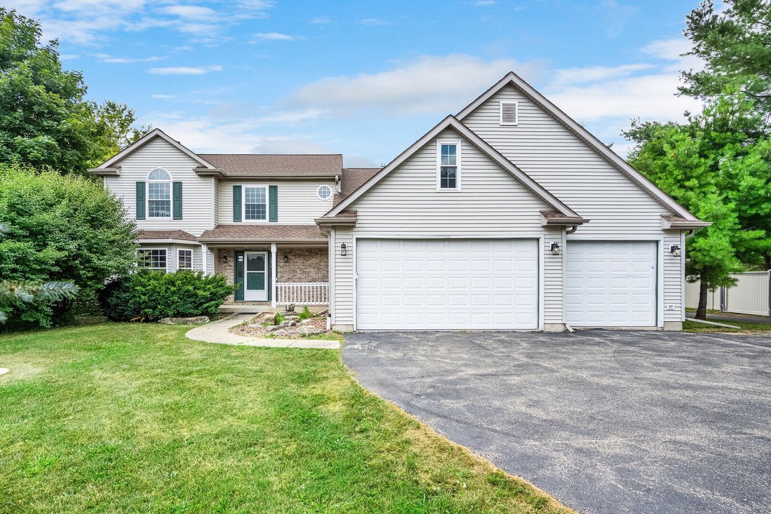 House in Antioch, Illinois, United States 1 - 18531194