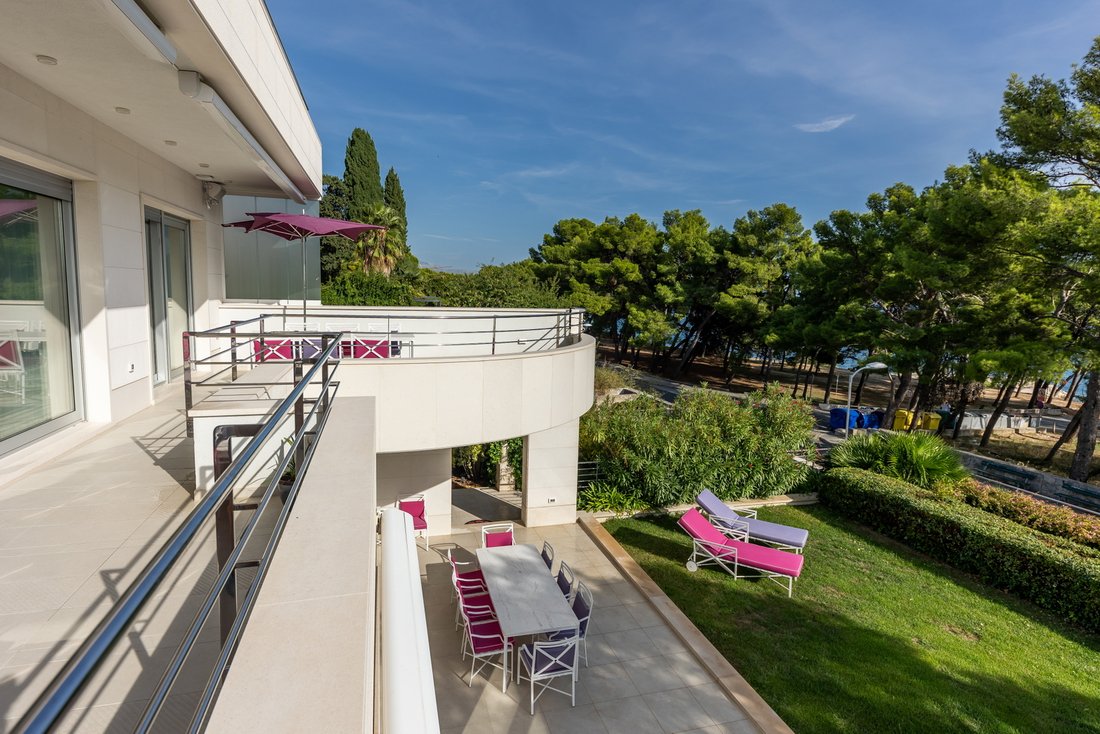 Villa in Split-Dalmatia County, Croatia 2 - 18531260