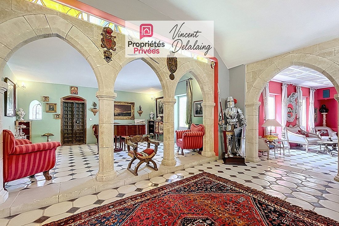 Villa in Cadenet, Provence-Alpes-Côte d'Azur, France 3 - 18531570