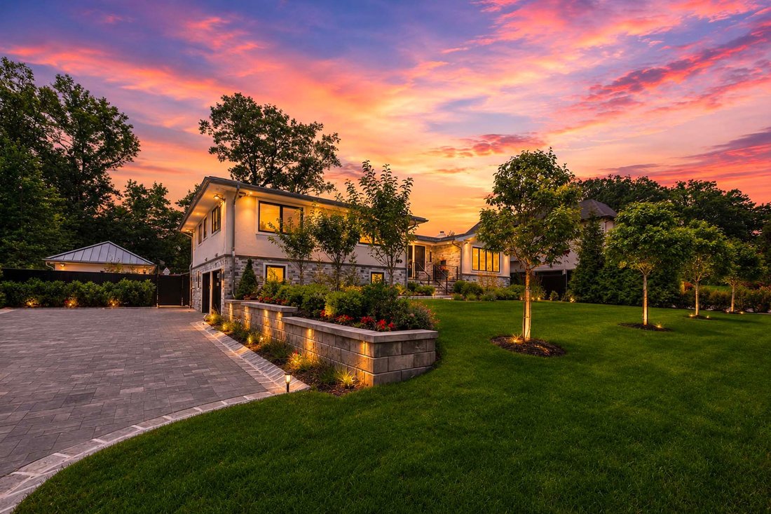 Englewood Cliffs, New Jersey, United States 4 - 18531491