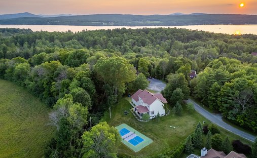House in Magog, Quebec, Canada 1