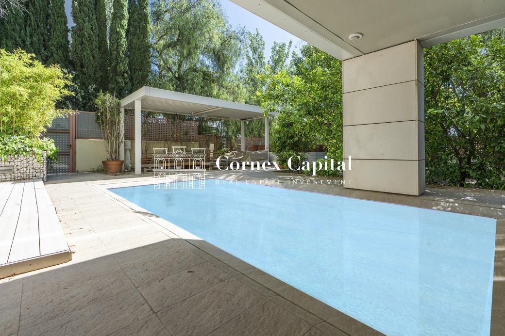 Villa in Les Corts, Barcelona, Spain 2 - 18531347