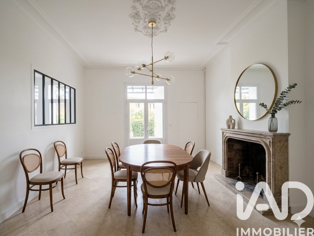House in Grand Parc-Chartrons-Paul Doumer, Bordeaux, France 1 - 17897302