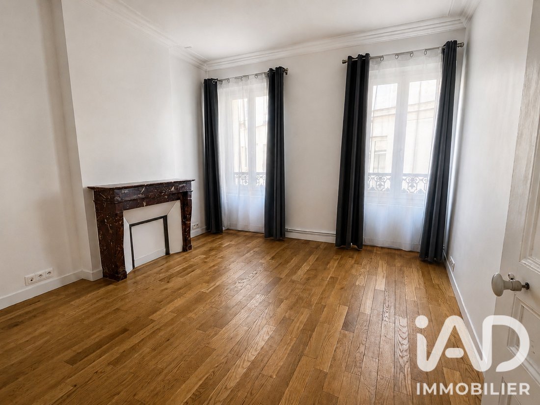 Apartment in Louis Blanc-Aqueduc, Paris 10e Arrondissement, Paris 2 - 18533152