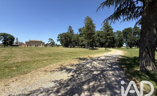 House in Fronton, Occitania, France 1
