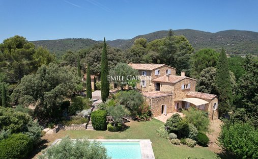 Villa in Lourmarin, Provence-Alpes-Côte d'Azur, France 1