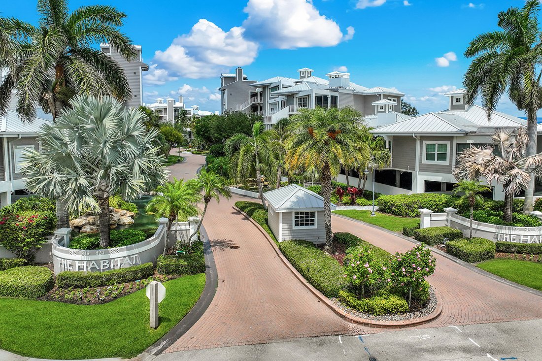 Condo in Marco Island, Florida, United States 1 - 18531497
