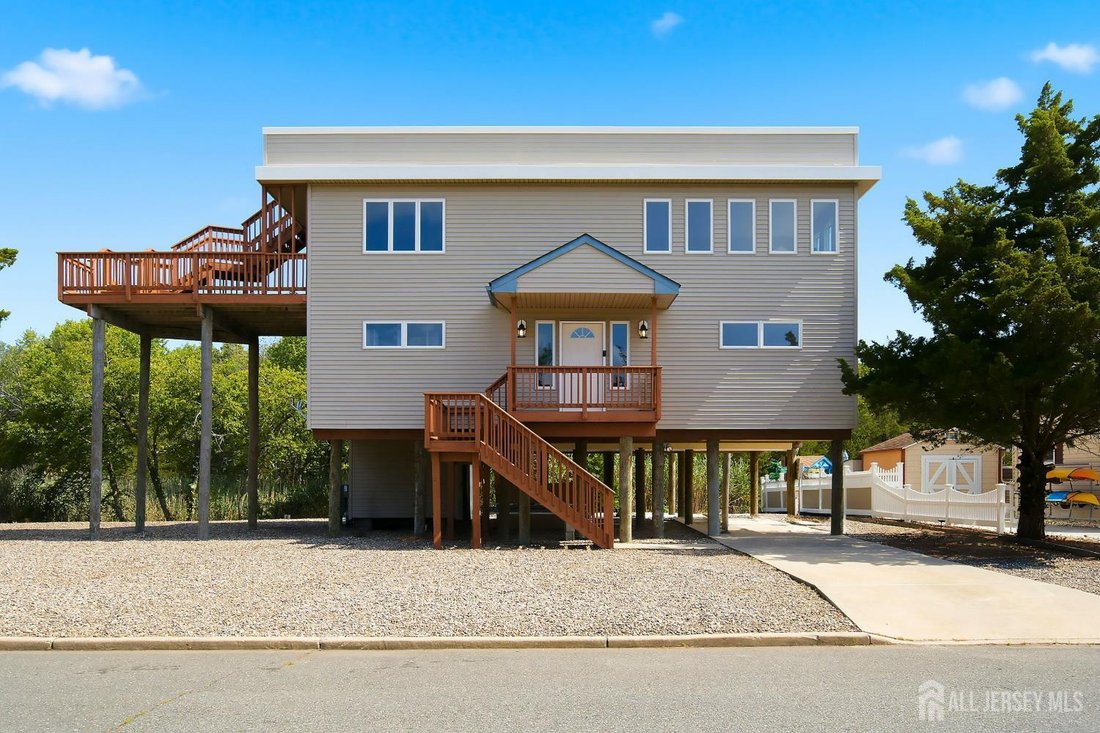 House in Barnegat Township, New Jersey, United States 1 - 18510053