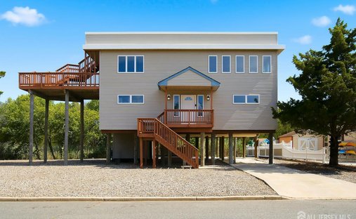 House in Barnegat Township, New Jersey, United States 1