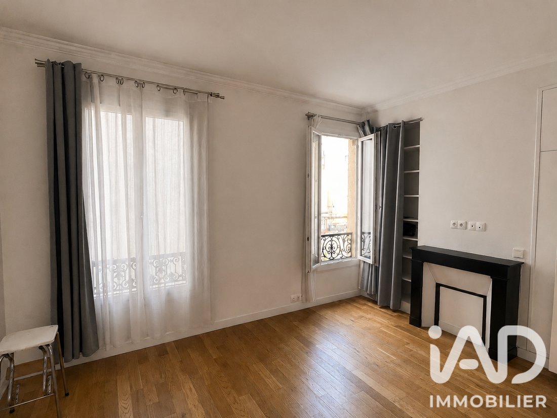 Apartment in Louis Blanc-Aqueduc, Paris 10e Arrondissement, Paris 4 - 18533152