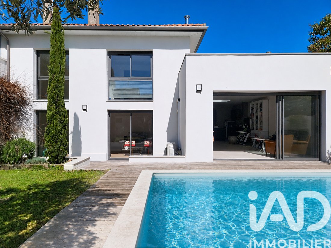 House in Grand Parc-Chartrons-Paul Doumer, Bordeaux, France 3 - 18222231