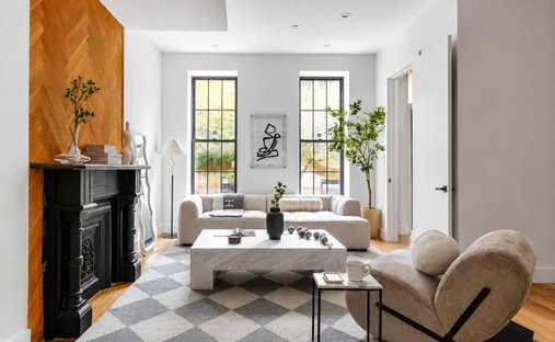 House in New York, New York, United States 1