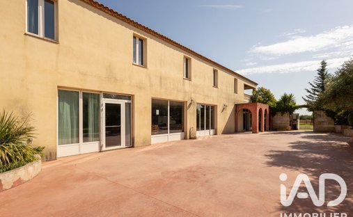 Casa en San Lorenzo-d'Aigouze, Occitania, Francia 1