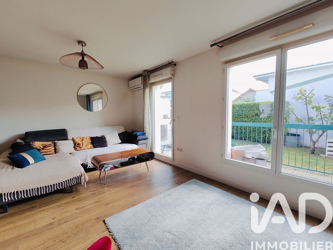 House in Gennevilliers, Ile-de-France, France 3 - 17714537