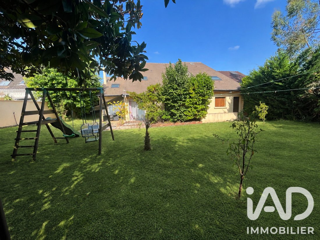 House in Parc Pierre, Sainte-Genevieve-des-Bois, France 4 - 18533075