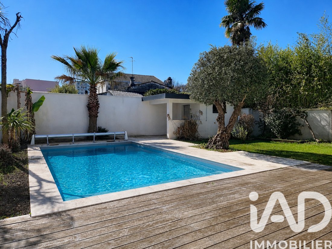 House in Grand Parc-Chartrons-Paul Doumer, Bordeaux, France 2 - 18222231