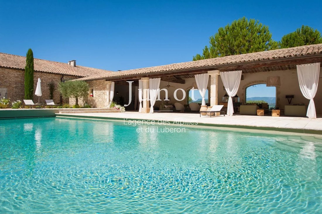 Country House in Goult, Provence-Alpes-Côte d'Azur, France 3 - 13686548