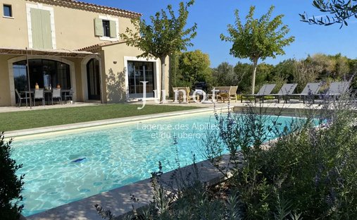 House in Maussane-les-Alpilles, Provence-Alpes-Côte d'Azur, France 1