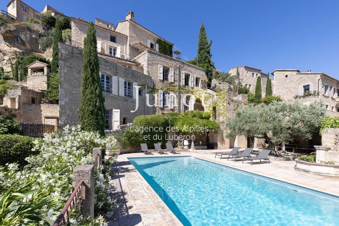 Country House in Gordes, Provence-Alpes-Côte d'Azur, France 1 - 13688189