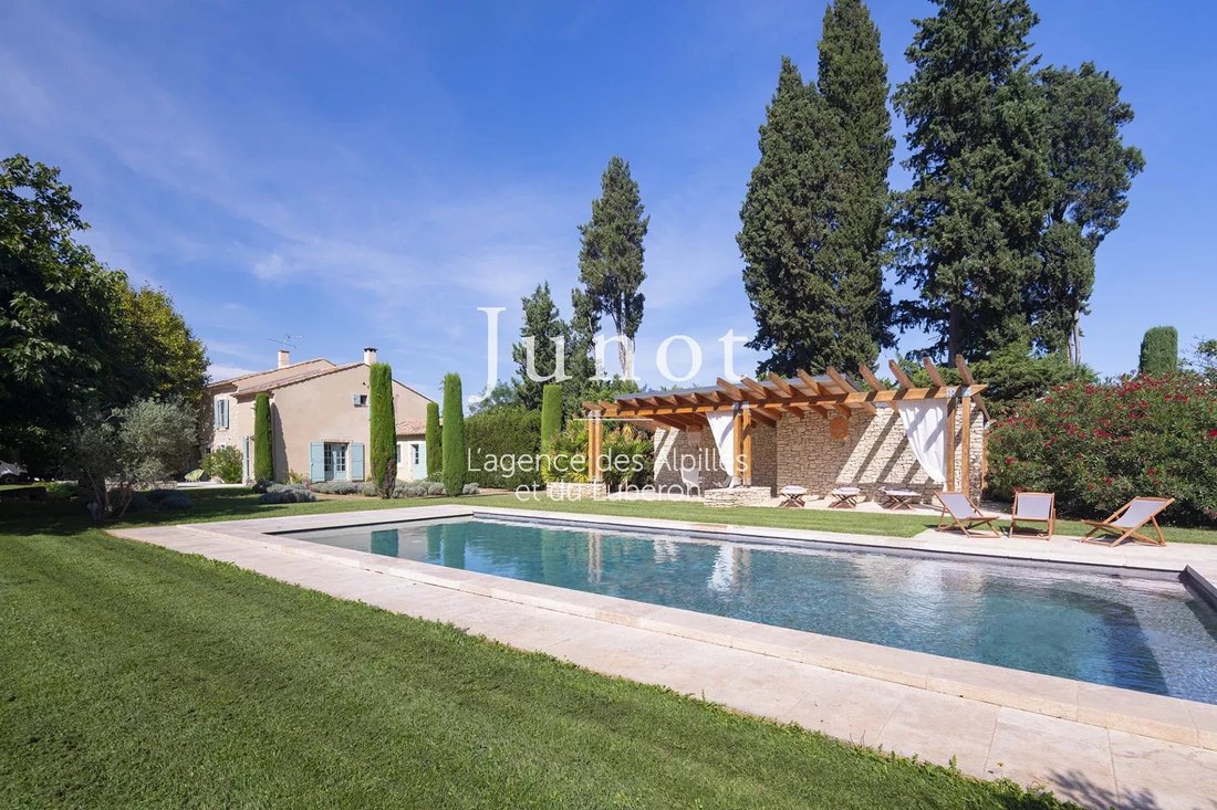 Country House in Plan-d'Orgon, Provence-Alpes-Côte d'Azur, France 1 - 13689104