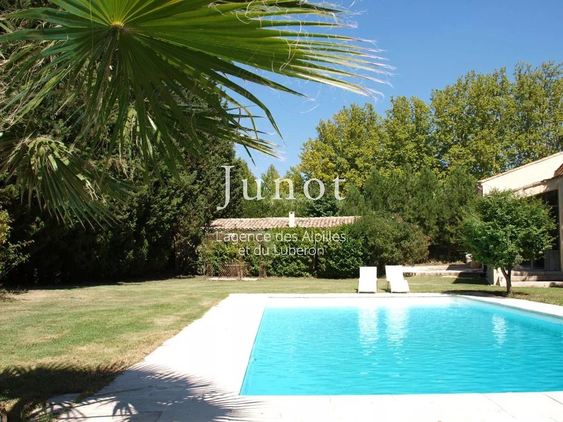 Country House in Saint-Rémy-de-Provence, Provence-Alpes-Côte d'Azur, France 2 - 13686894