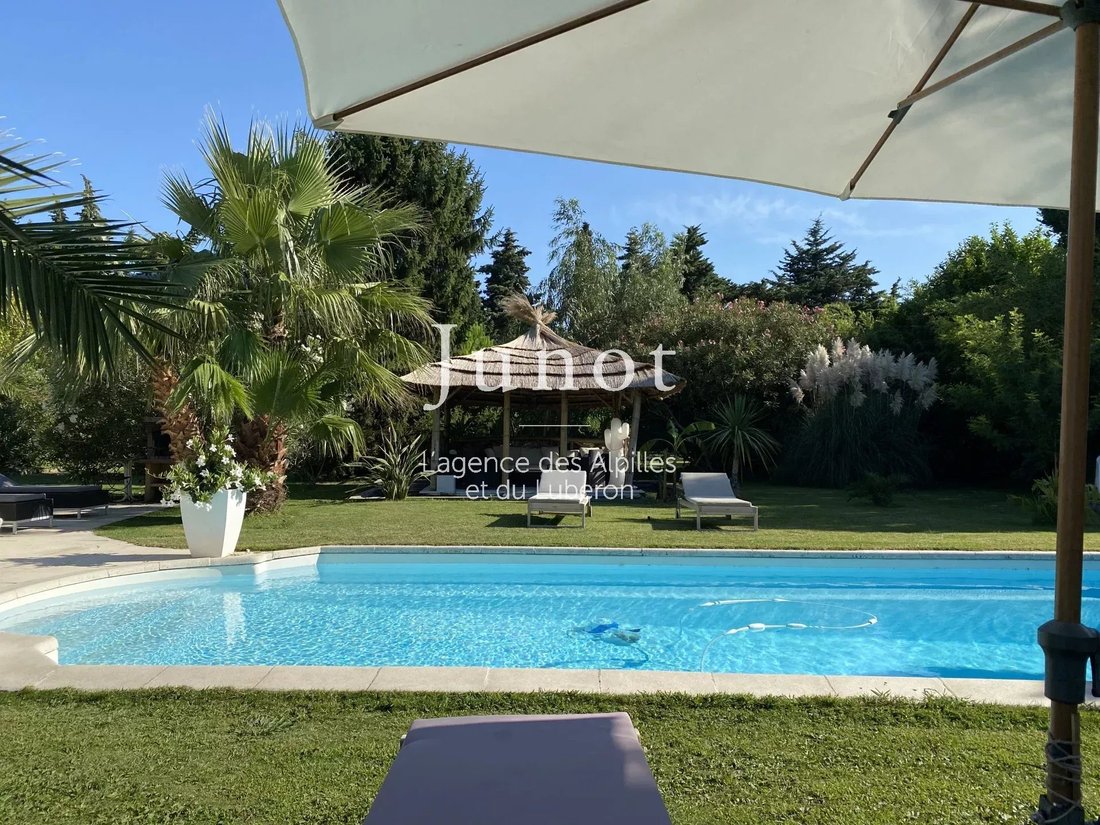 House in Châteaurenard, Provence-Alpes-Côte d'Azur, France 2 - 13688753