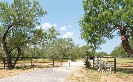 Azienda agricola a Carrizo Springs, Texas, Stati Uniti 1